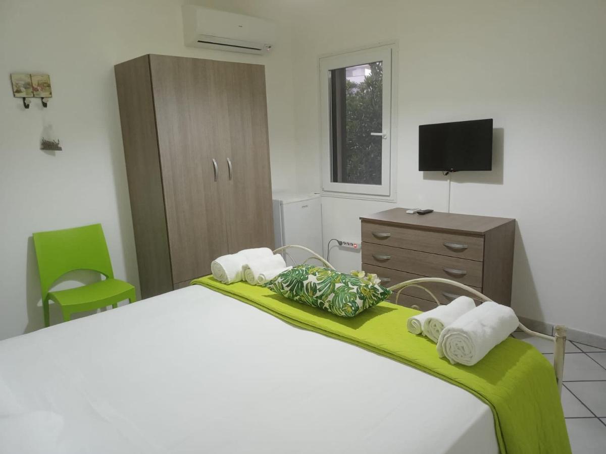 Arcobaleno Hotel Porto Cesareo Bagian luar foto