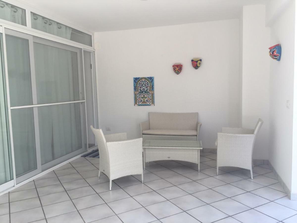 Arcobaleno Hotel Porto Cesareo Bagian luar foto