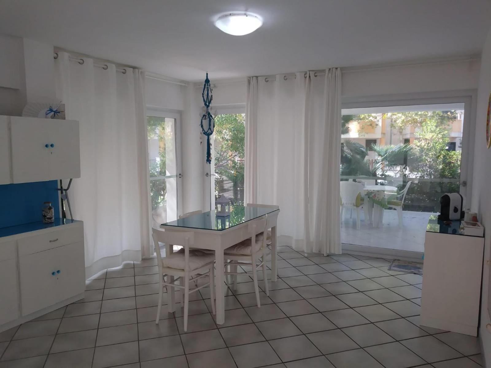 Arcobaleno Hotel Porto Cesareo Bagian luar foto